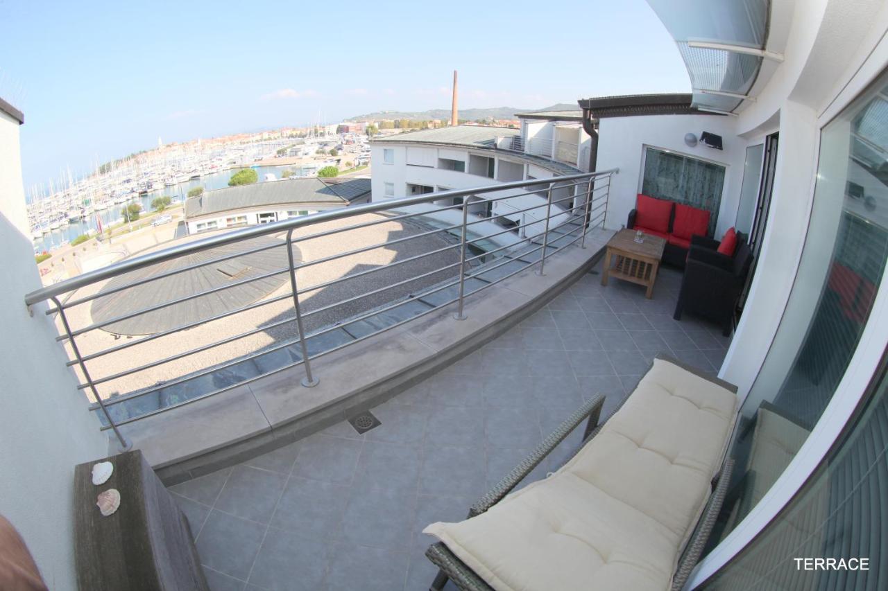 Luxury Marina View Apartment Izola Esterno foto